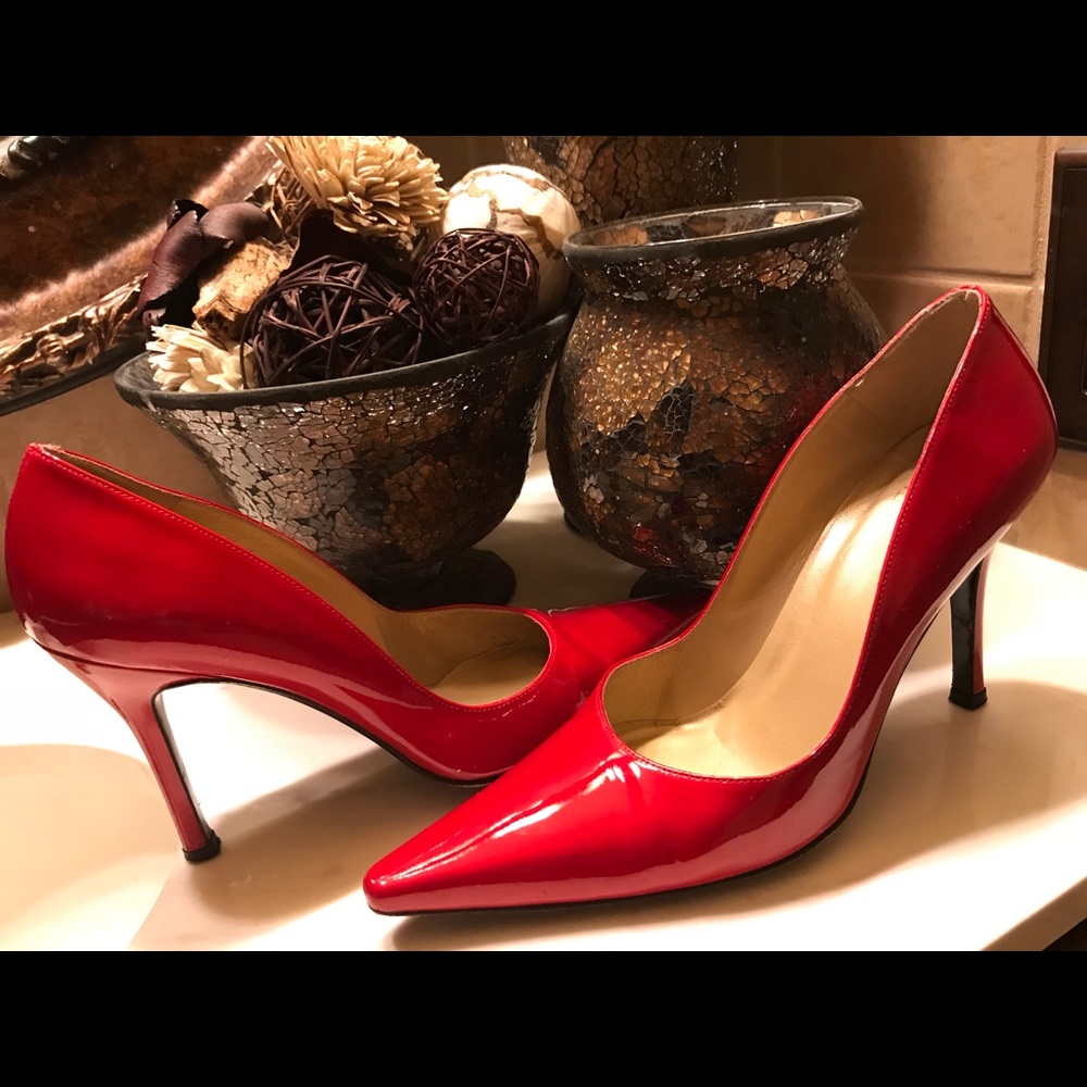 Red High Heel 👠 Shoes.